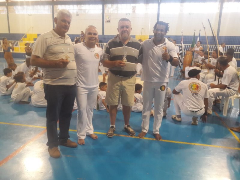 Vista Alegre promove primeiro batizado de capoeira.