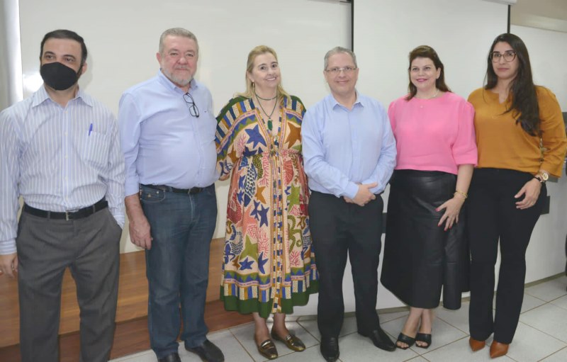 Vista Alegre participa de reunião para definir ações do Mutirão das Cirurgias.