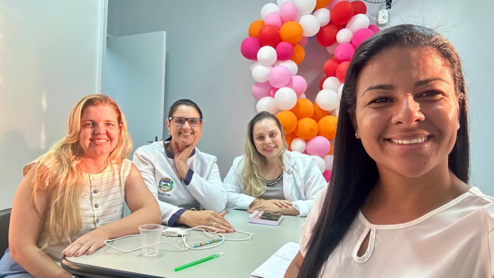 Prefeitura de Vista Alegre do Alto realiza reunião para alinhamento do atendimento à dengue e organização do Dia D.