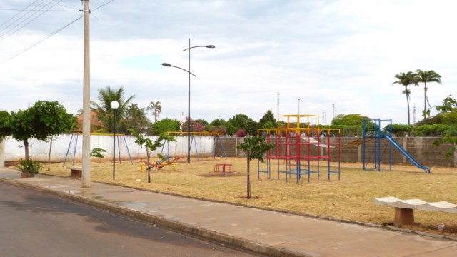 Prefeitura de Vista Alegre leva lazer aos moradores do Jardim Santa Helena.