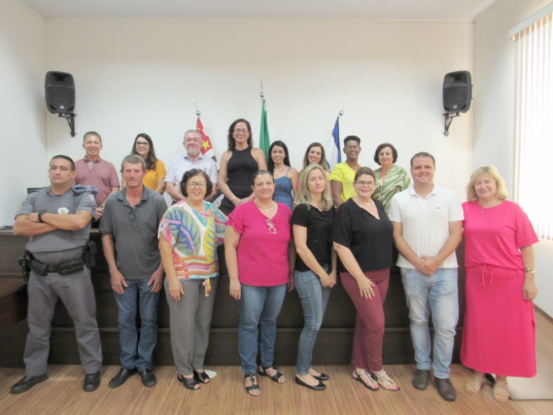 Novos conselheiros tutelares tomam posse em Vista Alegre.