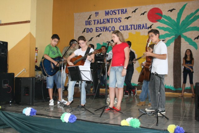 Um show de novos talentos.