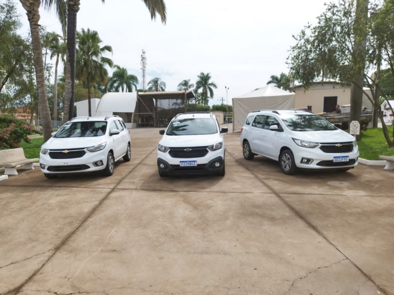 Vista Alegre faz aquisição de quatro novos veículos e ganha van adaptada.