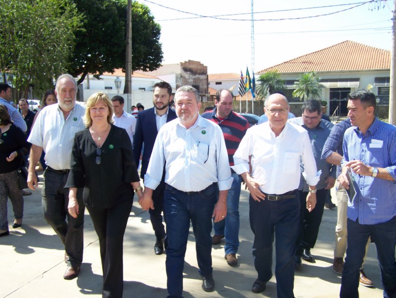 Governador visita Vista Alegre e anuncia investimentos.