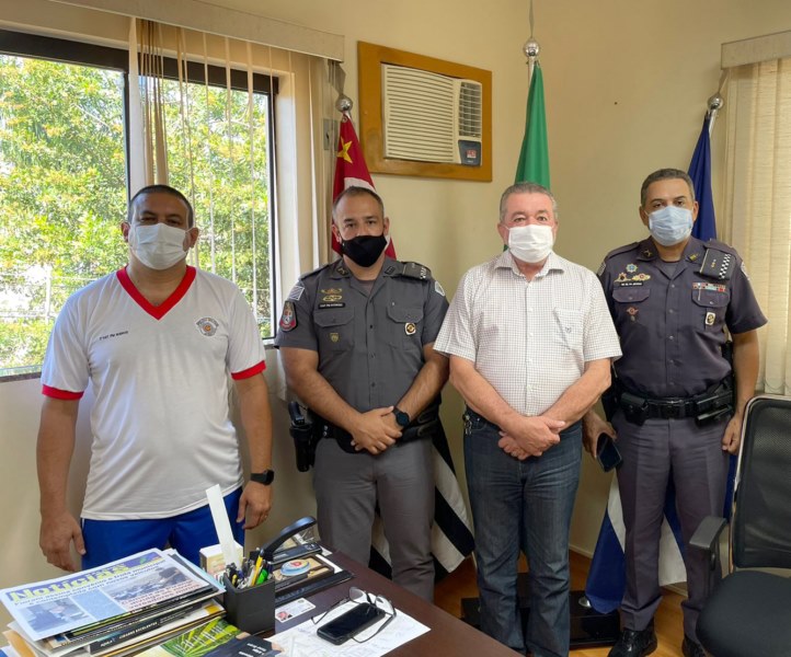 Fiorani recebe novo comandante da PM e discute melhorias na segurança pública.