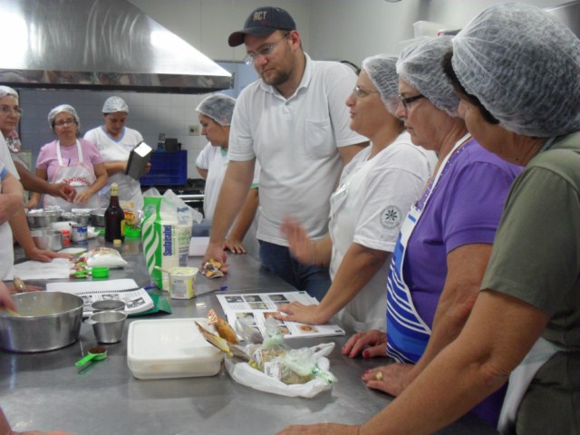 Vista Alegre do Alto inova em cursos de Pães e Café na Gastronomia.