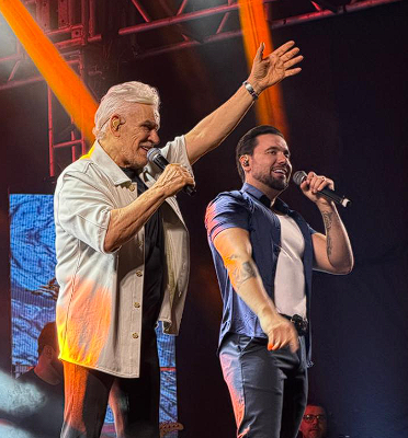 Vista Alegre do Alto vive uma noite histórica com show de Matogrosso & Mathias para celebrar o fim de ano.
