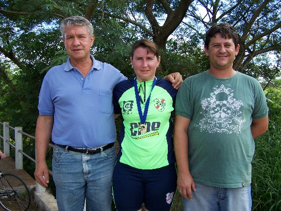 Vista Alegre conquista no ciclismo e vôlei de areia as primeiras medalhas.