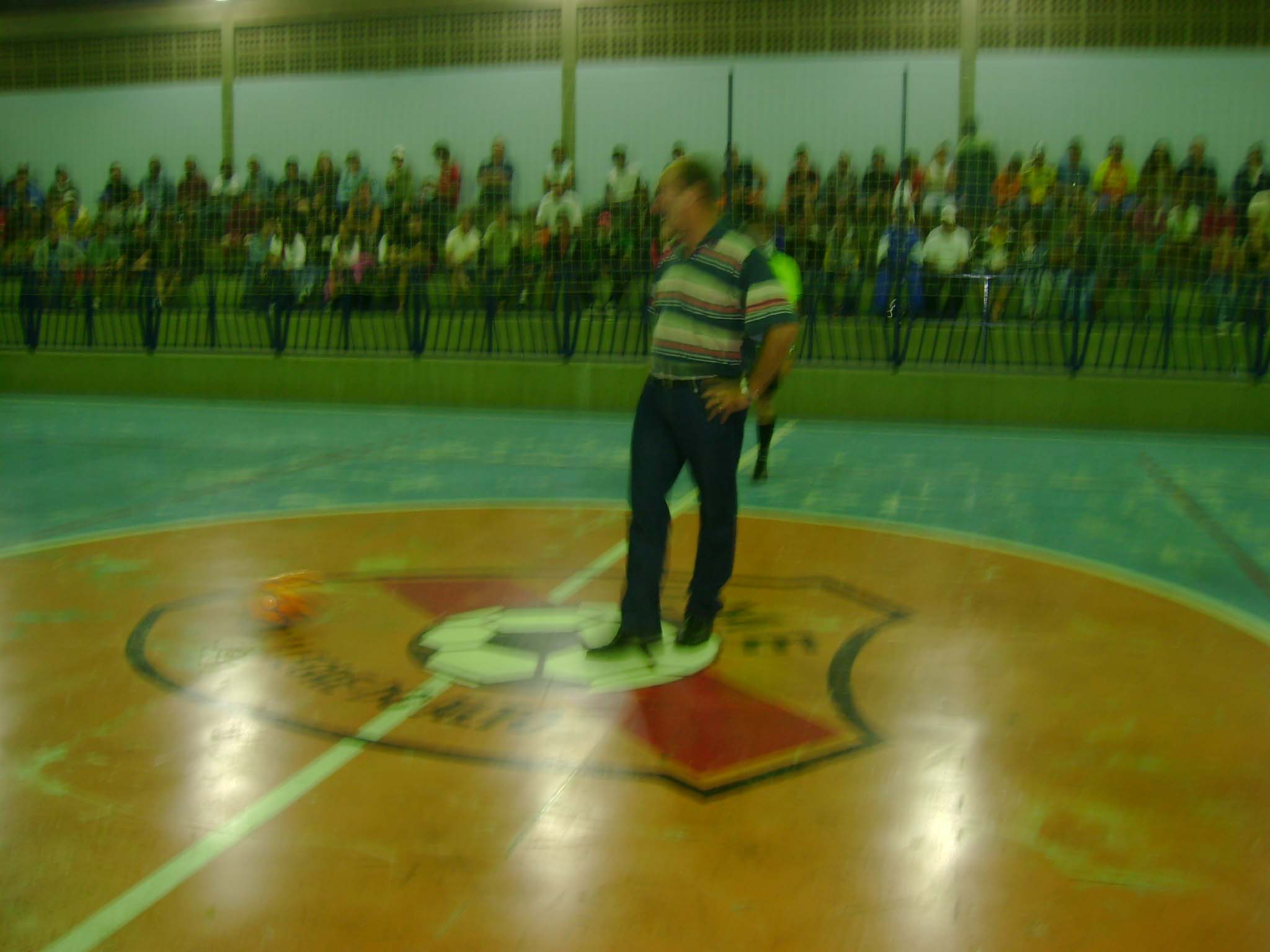 Copa de Futsal começa com muitos gols.