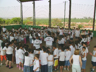 Vista Alegre Realiza o "Agita Galera" nas Escolas.