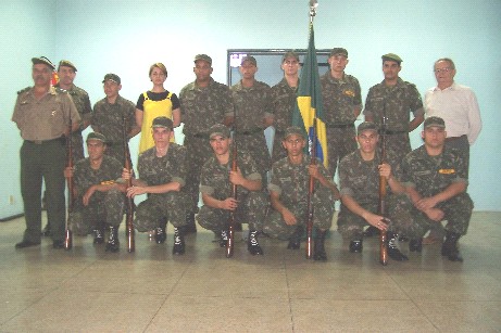 Vista Alegre entrega Certificado do Serviço Militar.