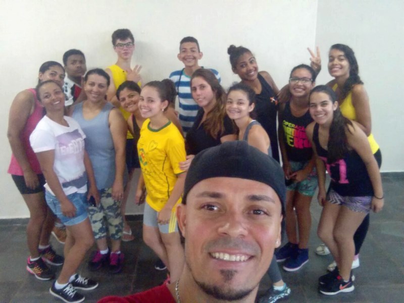 Prefeitura inicia oficina de danças urbanas em Vista Alegre do Alto.