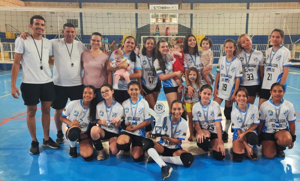 Vista Alegre termina no segundo lugar no torneio de vôlei feminino sub-12.