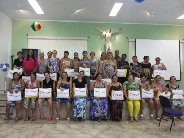 Curso de gestantes une aprendizado e bons momentos.