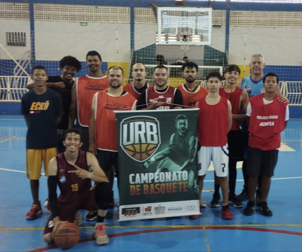 Vista Alegre vence na abertura das quartas de finais do Campeonato URB.