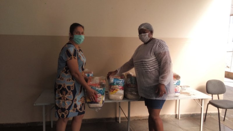 A Prefeitura de Vista Alegre do Alto está realizando a entrega do Kit Merenda em Casa.