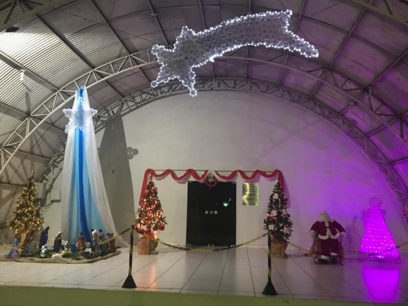 Vista Alegre ganha decoração especial com projeto Natal Espetacular.