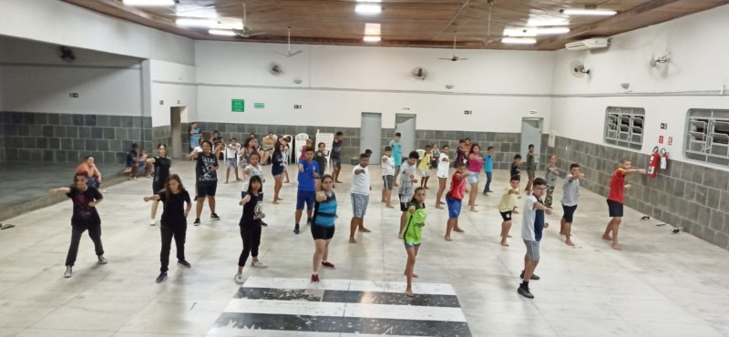 Prefeitura amplia modalidades esportivas nas escolinhas.