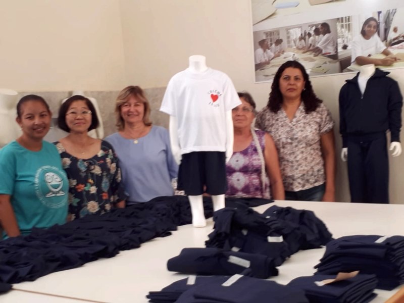 Fundo Social inicia projetos “Natal Espetacular” e “Costurando o Futuro” em Vista Alegre do Alto.