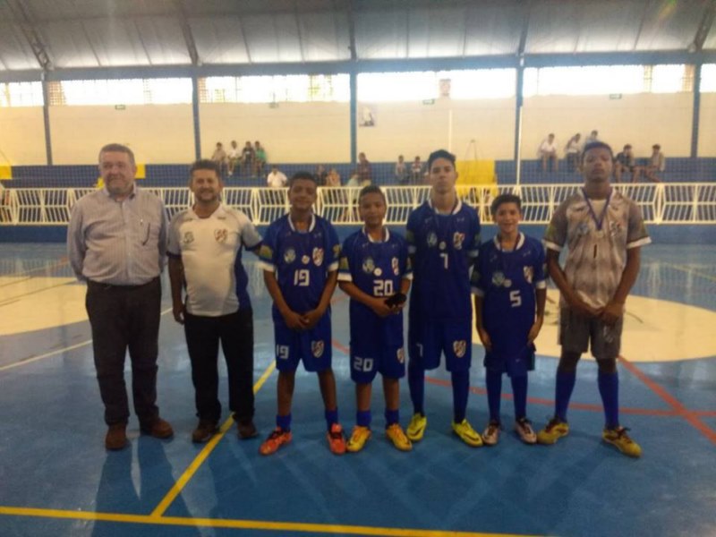Vista Alegre promove torneio de férias de futsal para categorias de base.