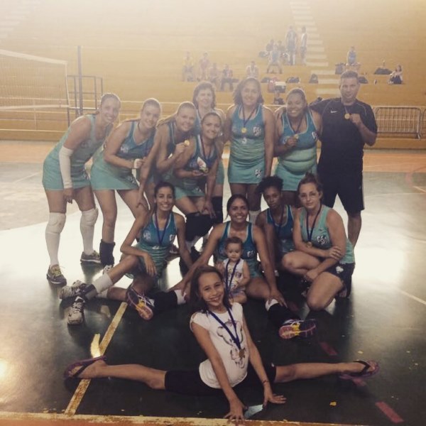Vista Alegre é campeã de festival de vôlei.