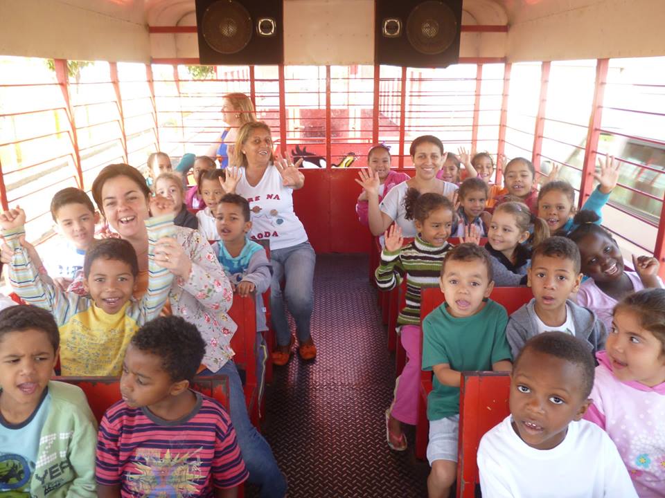 Creche Coração de Jesus e Escola “Jardim Itália” comemoram a Semana da Criança.