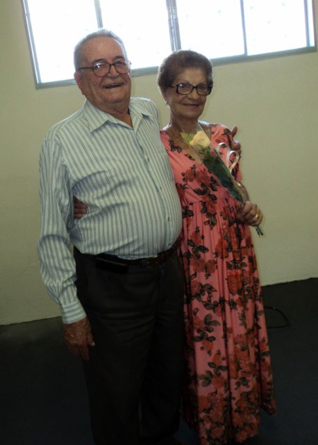 Cras de Vista Alegre homenageia mulheres da terceira idade.