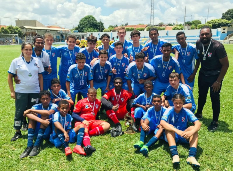 Vista Alegre faz bonito e fica com o vice-campeonato da MDB Cup sub-15.