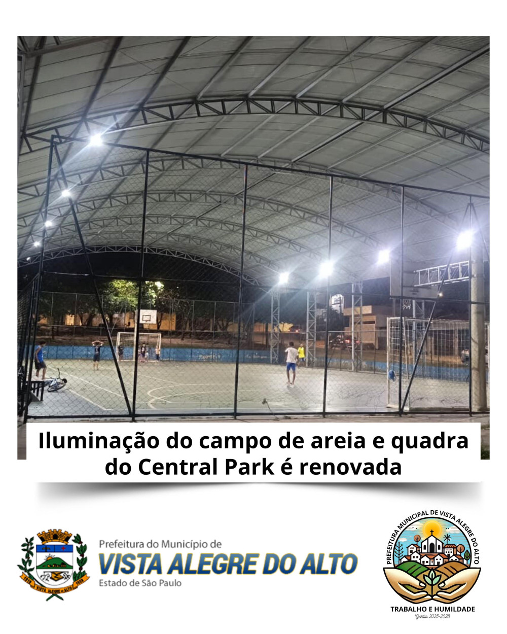 Troca de refletores e lâmpadas no campo de areia e na quadra poliesportiva do bairro Central Park.