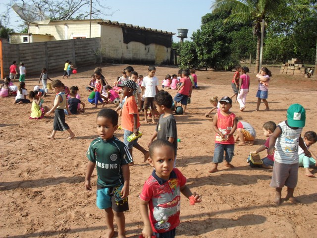 Creche Coração de Jesus comemora a Semana da Criança com muitas festividades.