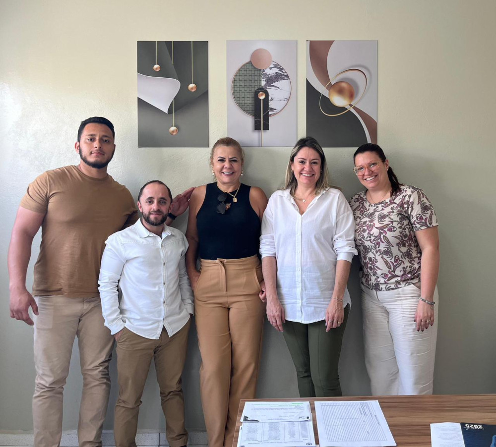 Prefeitura realiza reunião sobre a causa animal com o Grupo Protetores de Monte.